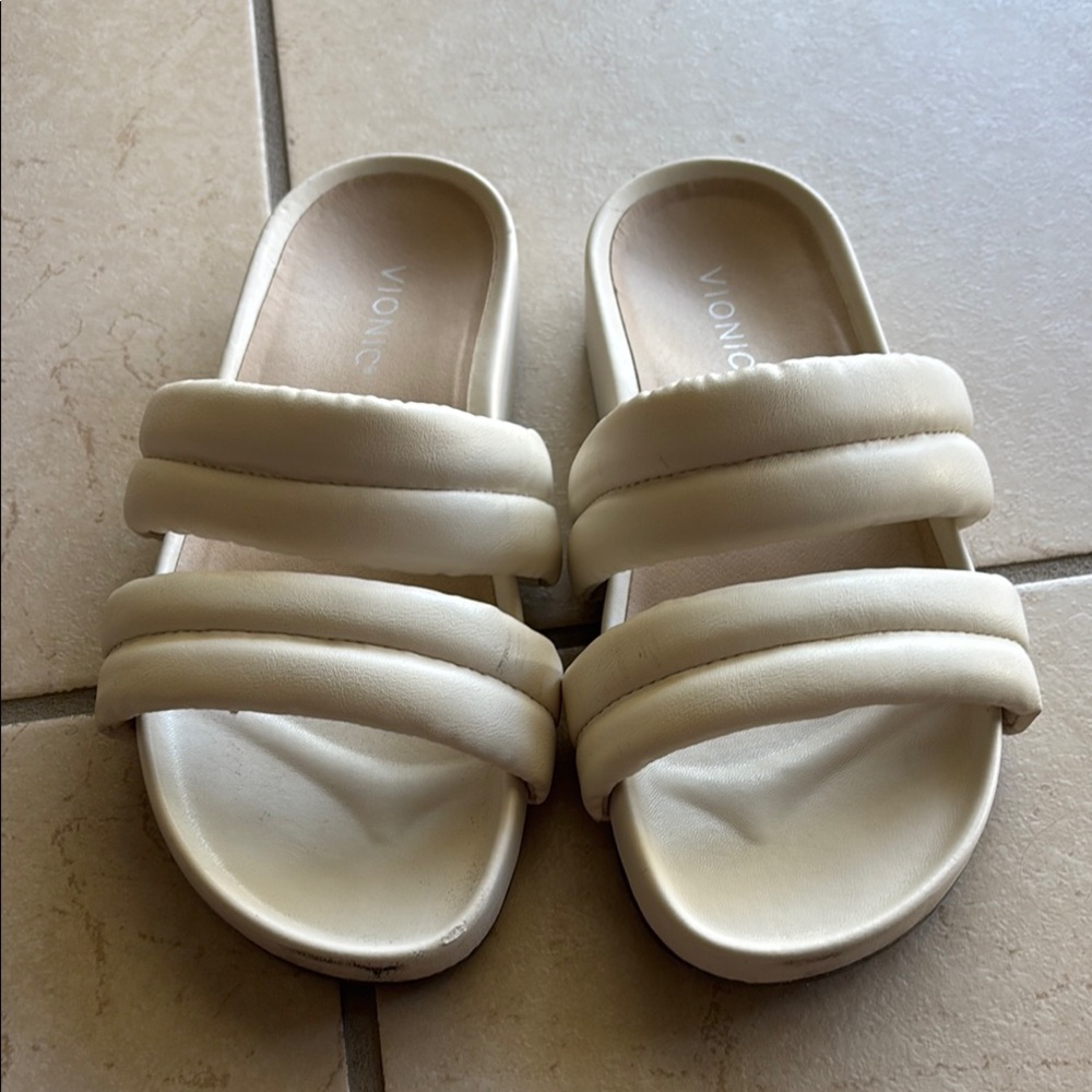 Vionic Cream Double Strap Slides Size 8 - image 1